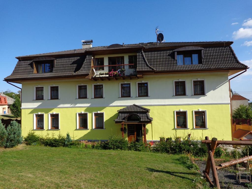 Altendorf Guest house 2*